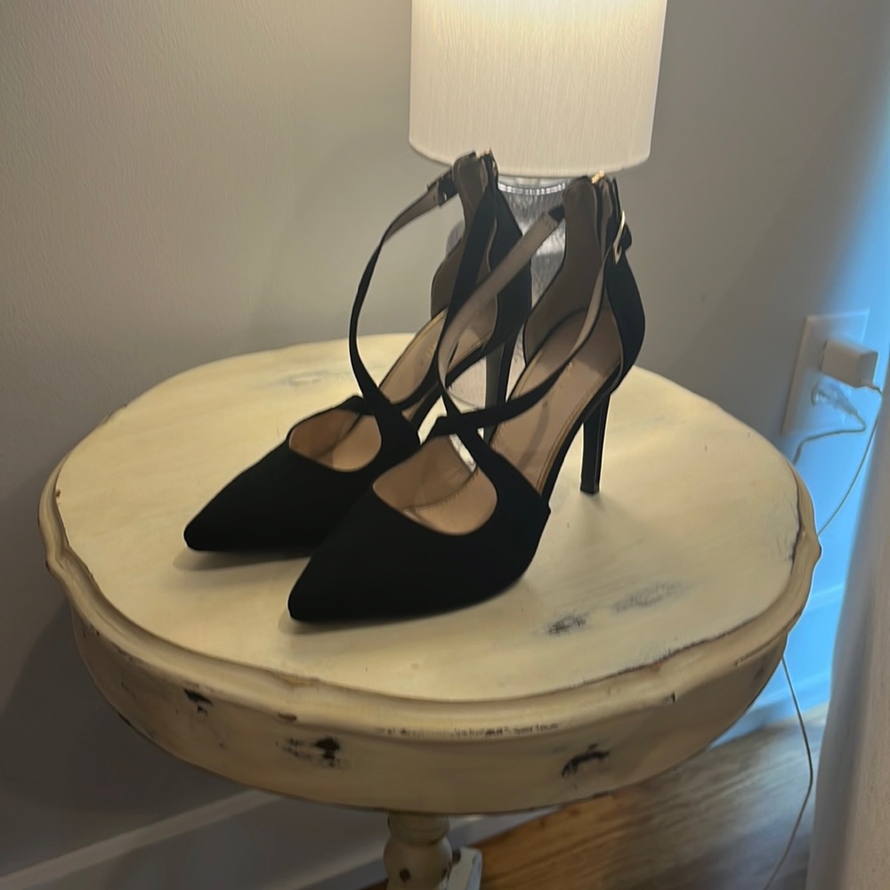 Limelight black heels. Beautiful shoe. Loved the zippers in the back